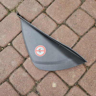 Obudowa osłona konsoli lewa deski Renault ZOE 689213298R