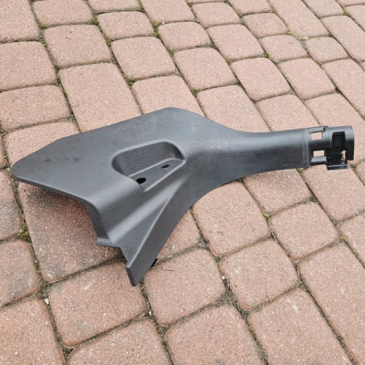 Obudowa osłona progu próg lewy Renault ZOE 768379012R