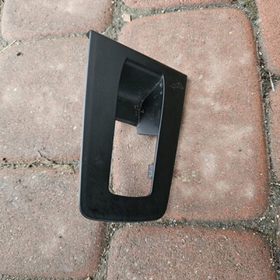 Obudowa osłona hamulca ręcznego przycisk Renault ZOE 363150979R