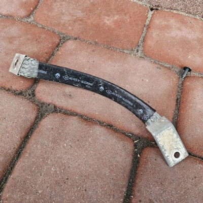 Klema minusowa wspornik przewód wąż Renault ZOE 240B02377R 240802377R