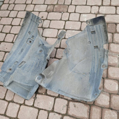 Nadkole przód przednie prawe Renault ZOE 638448394R 638426641R