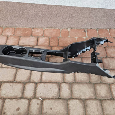 Tunel obudowa osłona tunelu wnętrza Renault ZOE II 969100263R