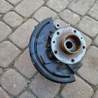 Zwrotnica przód przednia prawa piasta łożysko Renault ZOE II 400140119R