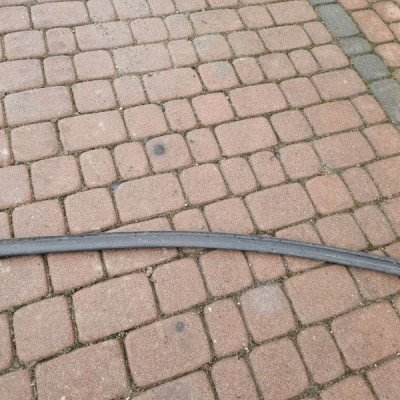 Uszczelka podszybia górna guma maski Renault ZOE II