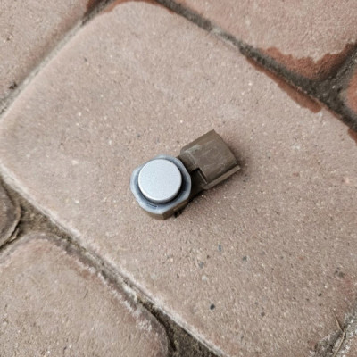 Czujnik parkowania PDC Megane Trafic Talento Renault ZOE II 284385281R