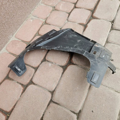 Ślizg mocowanie wspornik zderzaka lewy przód Renault ZOE II 620439075R