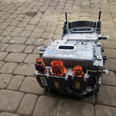 Moduł ładowania baterii falownik inwerter Renault ZOE 296G18935R 296G15582R