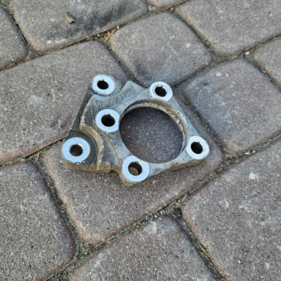 Podstawa piasty tył tylnej zwrotnica prawej Renault ZOE 441558454R