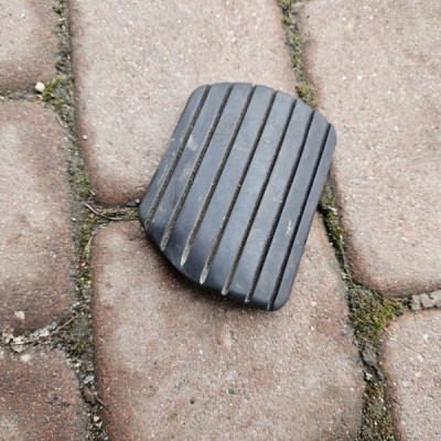 Nakładka osłona na pedał sprzęgła automat Renault ZOE 8200230940