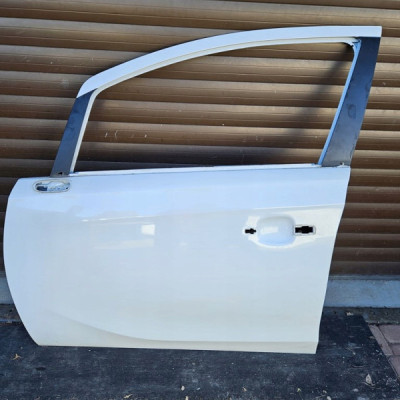 Drzwi przód przednie lewe białe Z40R Opel Corsa E 5 drzwi 5D