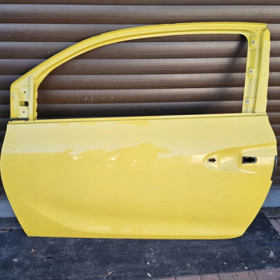 Drzwi przód przednie lewe zółte Z40Q Opel Adam