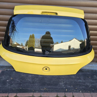 Klapa tył tylna szyba bagażnika żółta Z40Q Opel Adam