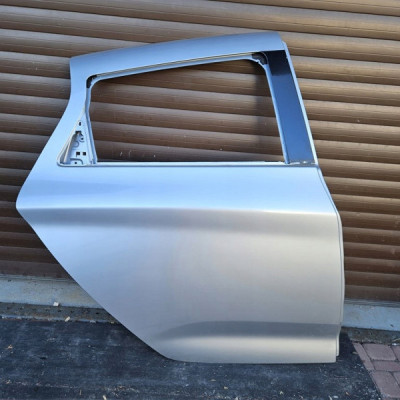 Drzwi tył tylne prawe TEKQA srebrne RENAULT ZOE