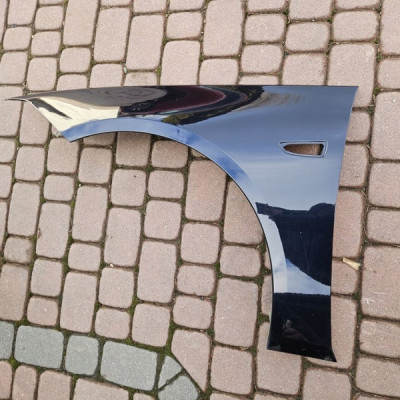 Błotnik przód przedni lewy Z22x Opel Insignia B