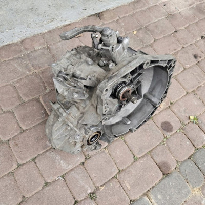 Skrzynia biegów M32 1.9 CDTI 120KM Opel Zafira B Z19DT