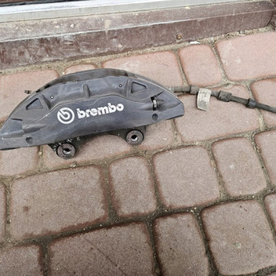 Zacisk przód przedni lewy jażmo Opel Insignia B GSI BREMBO 84123870
