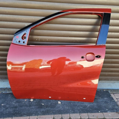 Drzwi przód przednie czerwone TOYOTA AYGO X 23r 2HV