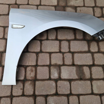 Błotnik przód przedni prawy Opel Astra K Z176 IGŁA