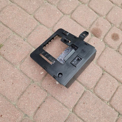 Uchwyt mocowanie komputera sterownika deski Opel Corsa F