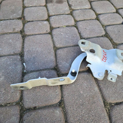 Zawias maski lewy OV360 DV369 Renault ZOE 654018609R