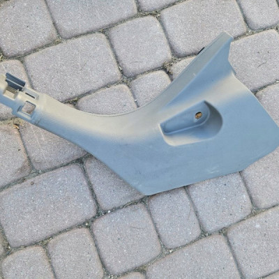 Obudowa osłona progu progowa lewa przód Renault ZOE 768370198R