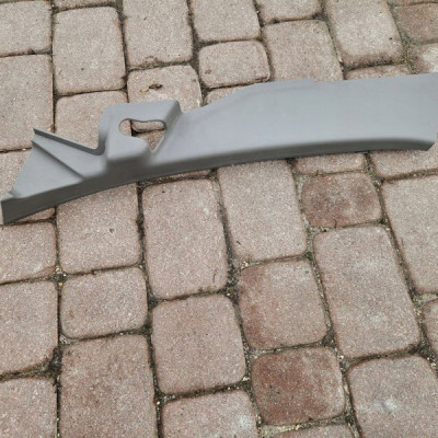 Obudowa osłona kanapy próg progu lewe Renault ZOE II 849514454R