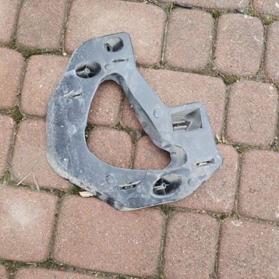 Ślizg mocowanie ledu leda lewa zderzaka Renault ZOE II 1119973X