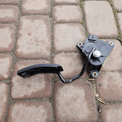 Pedał gazu potencjometr ANGIELSKIE Renault ZOE II 180106799R