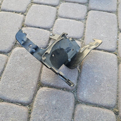 Uchwyt mocowanie wspornik pompy ABS hamulca Renault ZOE 478407873R