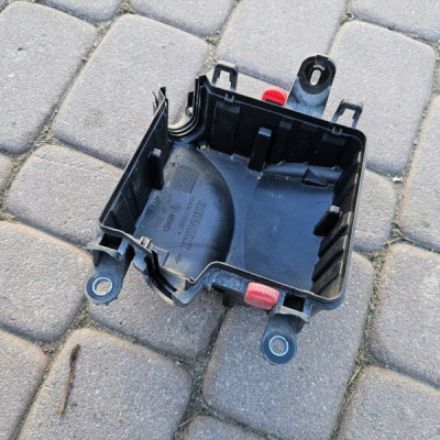 Obudowa podstawa bezpieczników osłona Renault ZOE 284B03998R