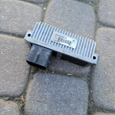 Podgrzewacz przekaźnik świec żarowych Renault ZOE 296103375R