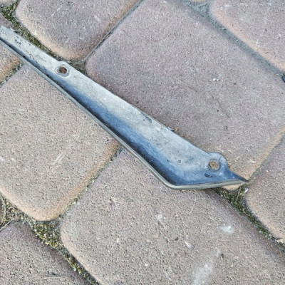 Mocowanie ślizg osłona zderzaka tył tylna prawy Renault ZOE 788127175R