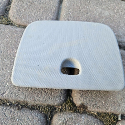 Obudowa osłona deski maskownica bezpiecznik Renault ZOE 00119890 00119890B