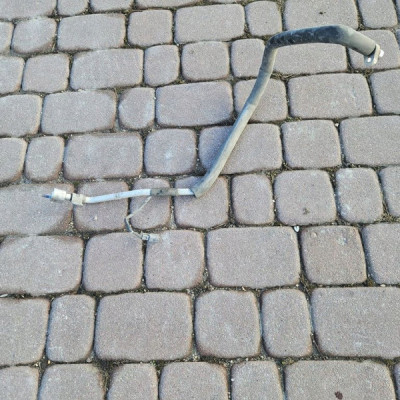 Przewód klimatyzacji rura wąż Renault ZOE 924477415R