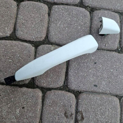 Klamka drzwi tył tylnych lewych lewe EWP Opel Mokka B 2024 2 II