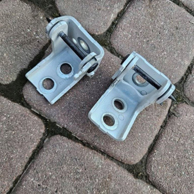 Zawias zawiasy drzwi przód przednich lewych Opel Mokka B 2024 2 II