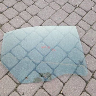 Szyba tył tylna JASNA prawa Opel Mokka B 2023R