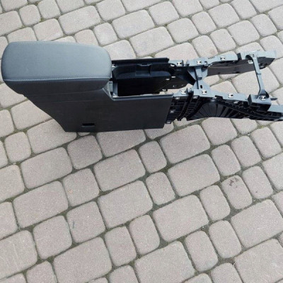 Tunel środkowy EUROPA skóra podłokietnik Opel Mokka B 2024 2 II