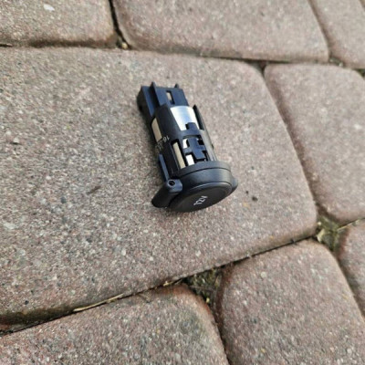 Gniazdo zapalniczki zapalniczka Opel Mokka B 2024 2 II