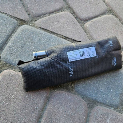 Poduszka fotela prawa pasażera fotelówka Opel Mokka B 2 9836074980