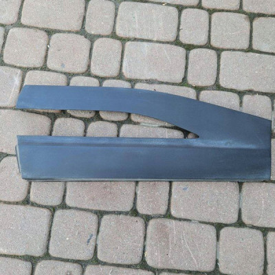 Listwa drzwi tył lewa IGŁA Opel Mokka B 2 9841010680