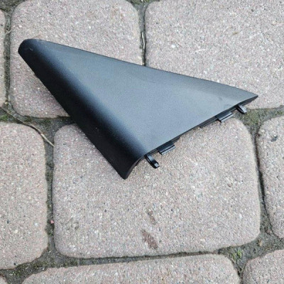 Zaślepka trójkąt boczka lewy Opel Mokka B 2 9835152480