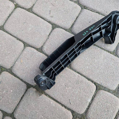 Uchwyt boczka lewy tył mocowanie wspornik Opel Mokka B 2 9835148580