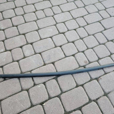 Uszczelka drzwi zgarniacz tył lewy tylna Opel Mokka B 2 9834494480