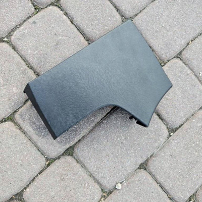 Obudowa deski boczna poduszki kolanowej Opel Mokka B 2 9834684380