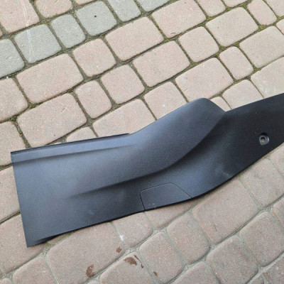 Obudowa osłona tunelu prawa tunel plastik Opel Mokka B 2 9834680380