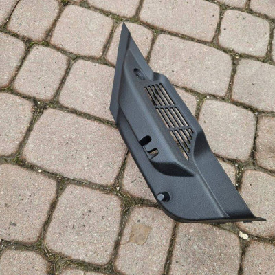 Plastik półki bagażnika prawa obudowa Opel Mokka B 2 9835355580