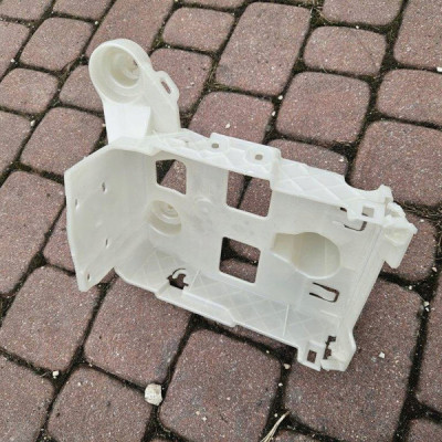 Mocowanie skrzynki BSI uchwyt wspornik Opel Mokka B 2 9826238280