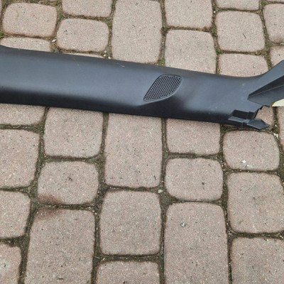 Obudowa osłona słupka lewa czarna Opel Mokka B 2 9834892180