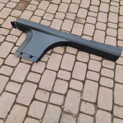 Obudowa osłona progu prawa progowa Opel Mokka B 2 98310381ZD